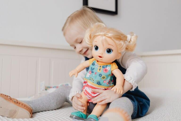 O guia definitivo para escolher bonecas para meninas de 7 anos