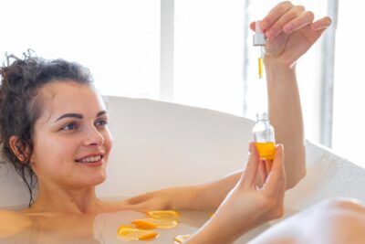 Economia prateada e longevidade: a ciência do skincare para pele madura