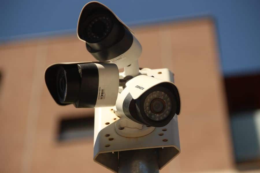 Imagen de O que é Câmera de Segurança DVR e NVR? Diferença e para que serve