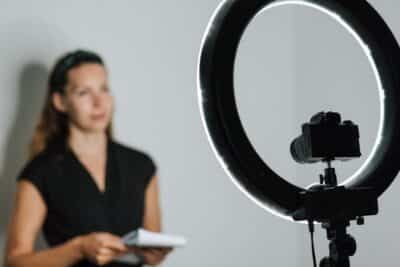 Como escolher um ring light para fotos e vídeos