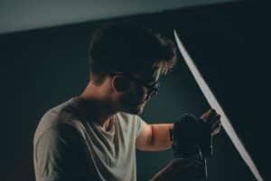 Imagen de como evitar sombras indesejadas em fotos com iluminação artificial