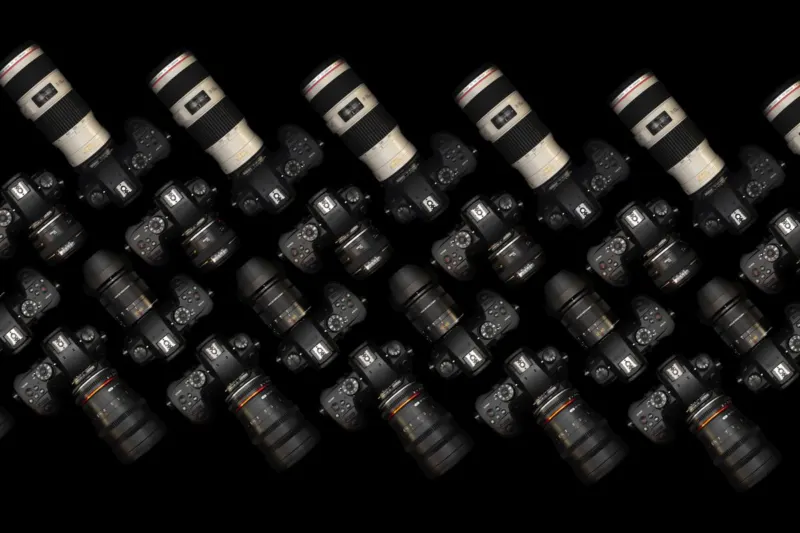 Câmeras DSLR com lentes fixa e zoom